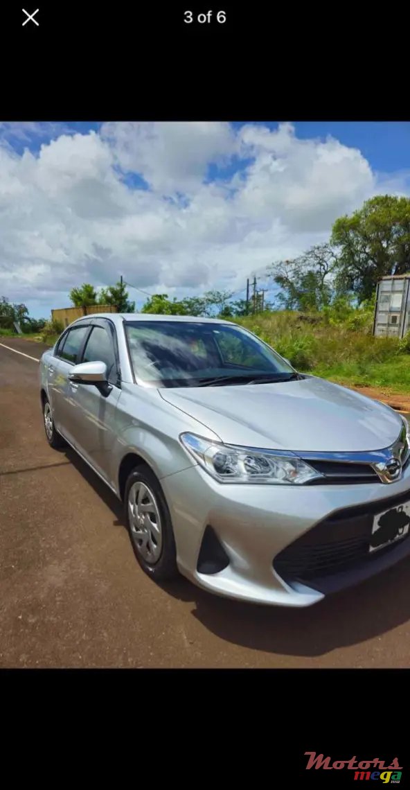 2019' Toyota Axio photo #2