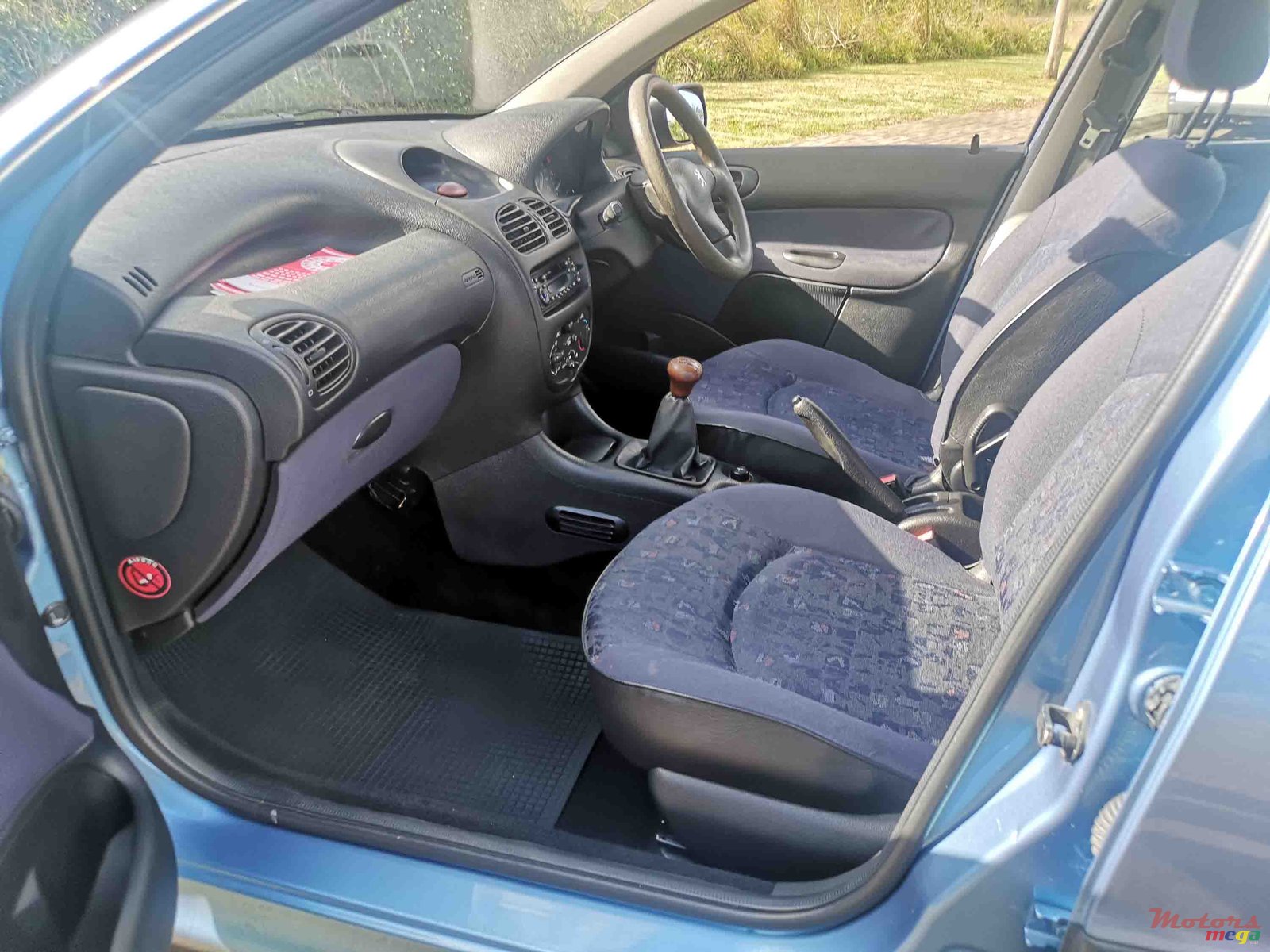 2001' Peugeot 206 photo #4