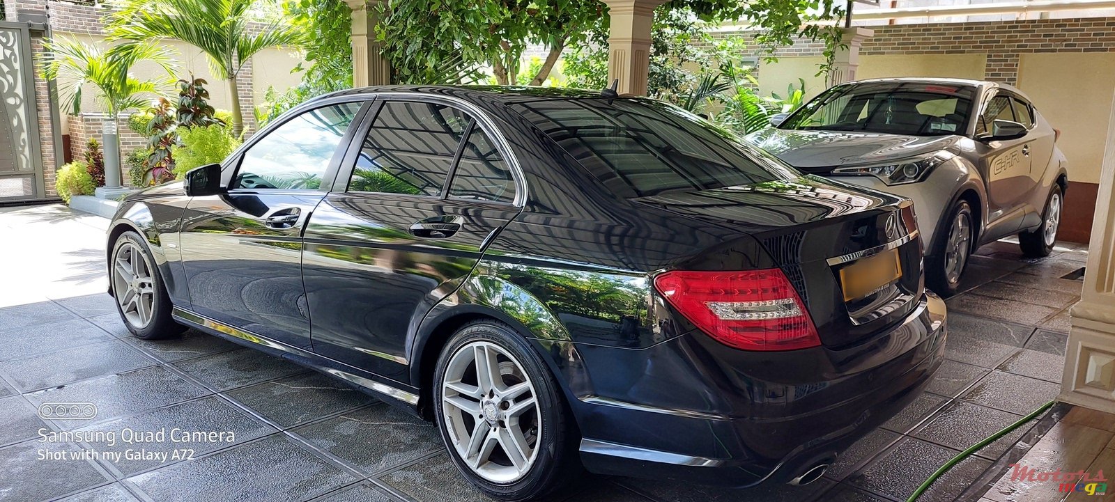 2011' Mercedes-Benz AMG photo #3