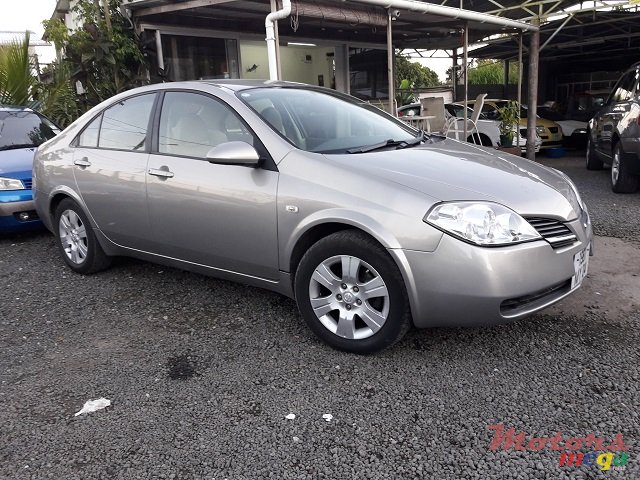 2004' Nissan Primera photo #1