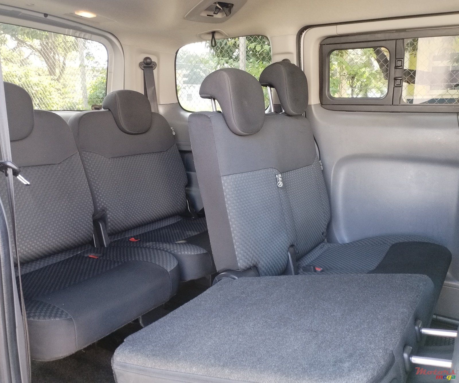 2017' Nissan NV200 photo #3