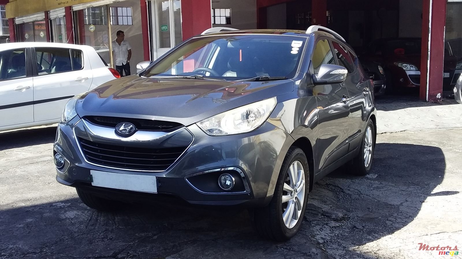 2013' Hyundai ix35 photo #1