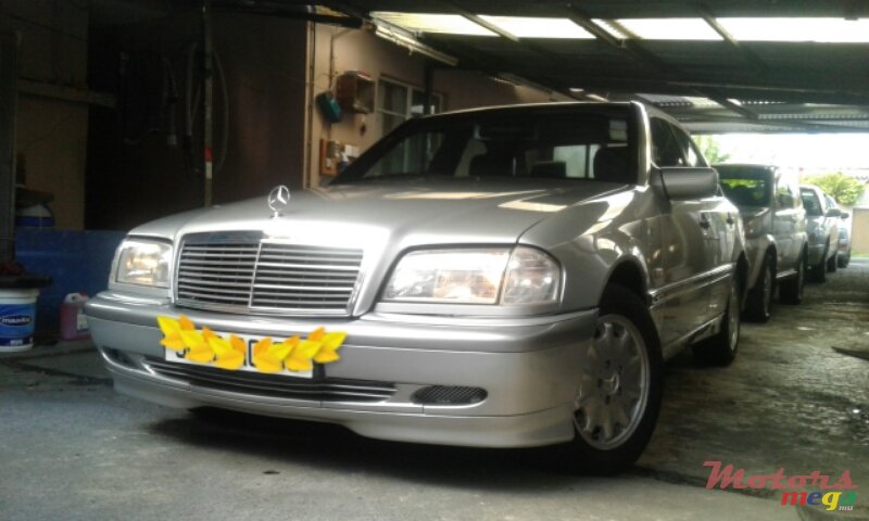 1999' Mercedes-Benz C-Class photo #1