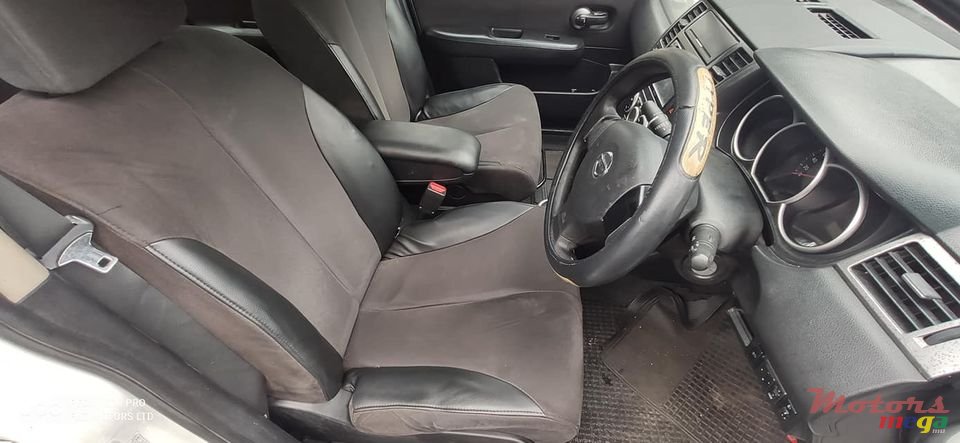 2007' Nissan Tiida photo #4