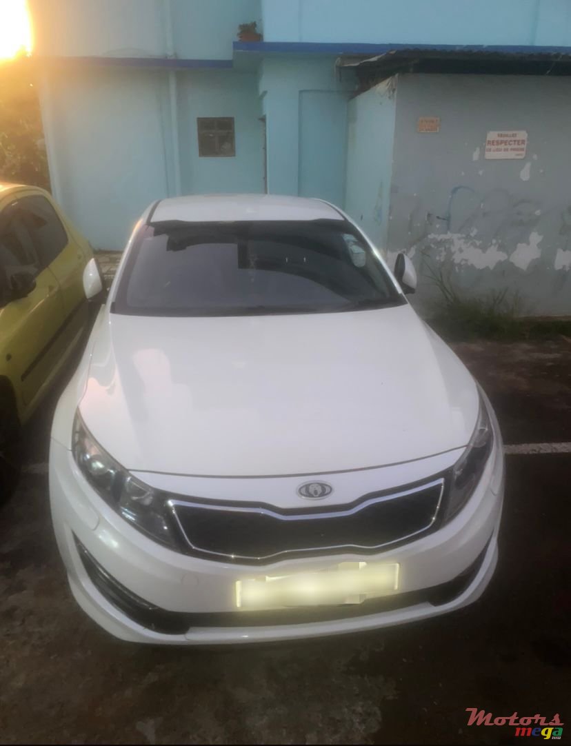 2013' Kia Optima photo #1