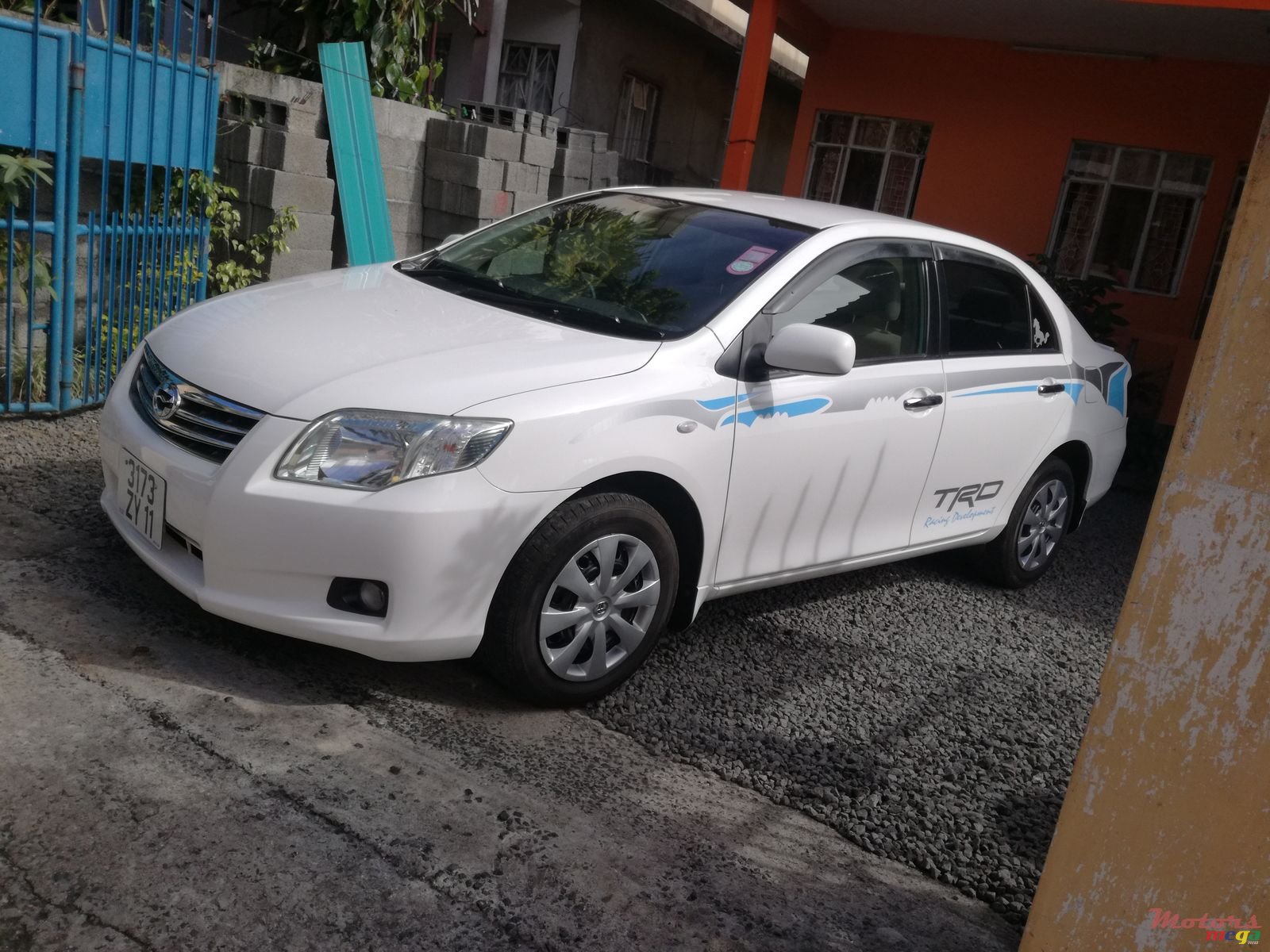 2011' Toyota Axio photo #1