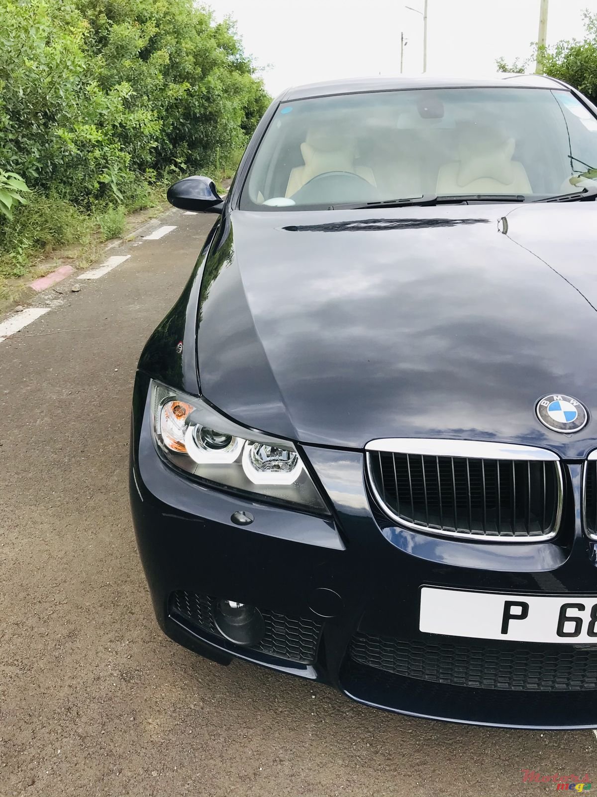 2005' BMW 3 Series Sedan photo #6