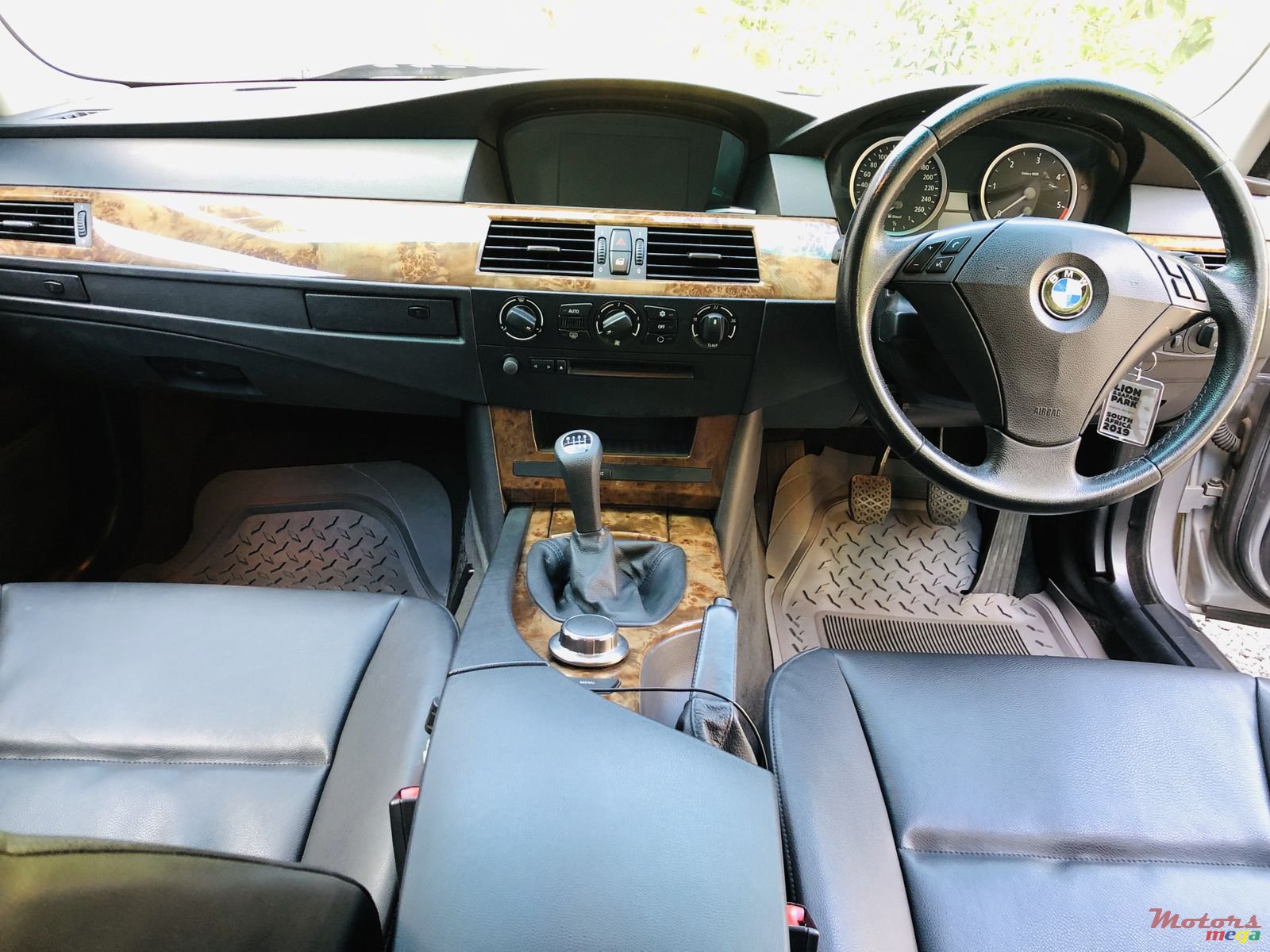 2006' BMW 5 Series photo #6