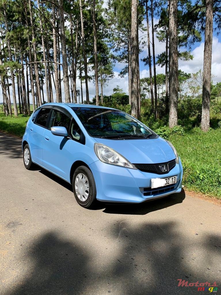 2013' Honda Fit photo #1