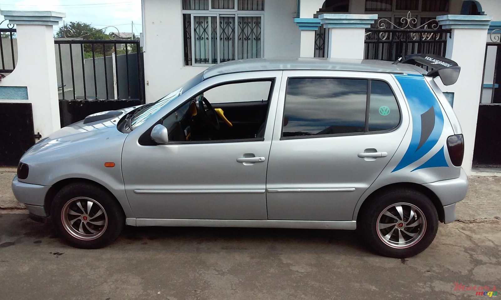 2000' Volkswagen Polo photo #1