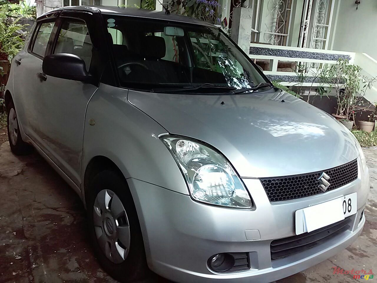 2008' Suzuki Swift photo #2