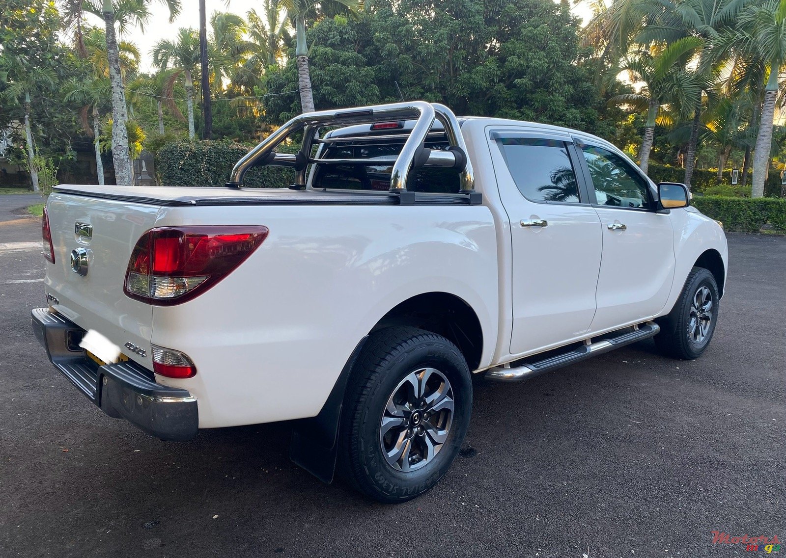 2021' Mazda BT-50 3.2 photo #3