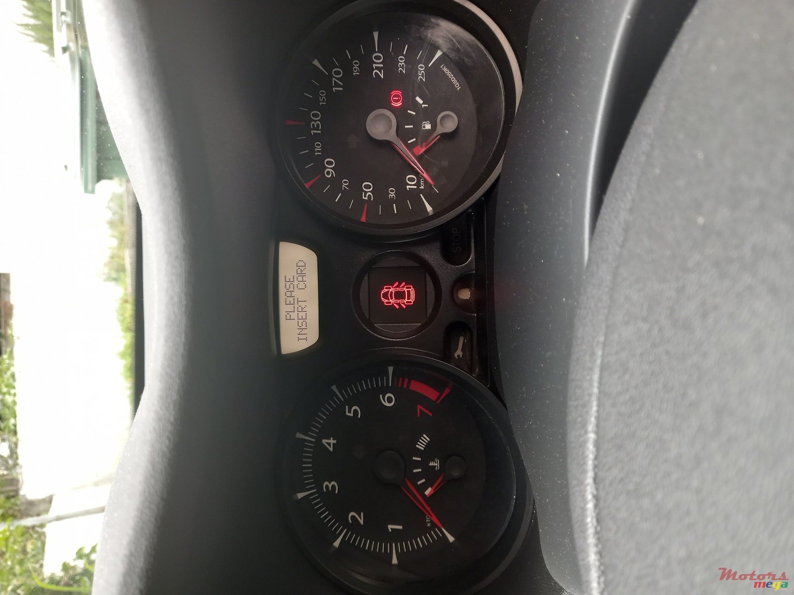 2007' Renault Megane photo #6