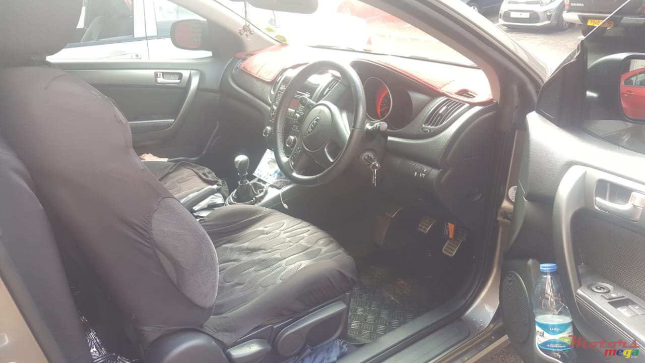 2010' Kia Koup OEM LED Tail Lights photo #6