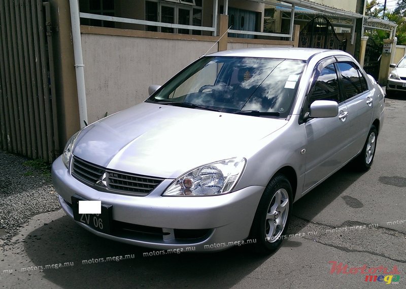 2006' Mitsubishi Lancer GLX photo #1