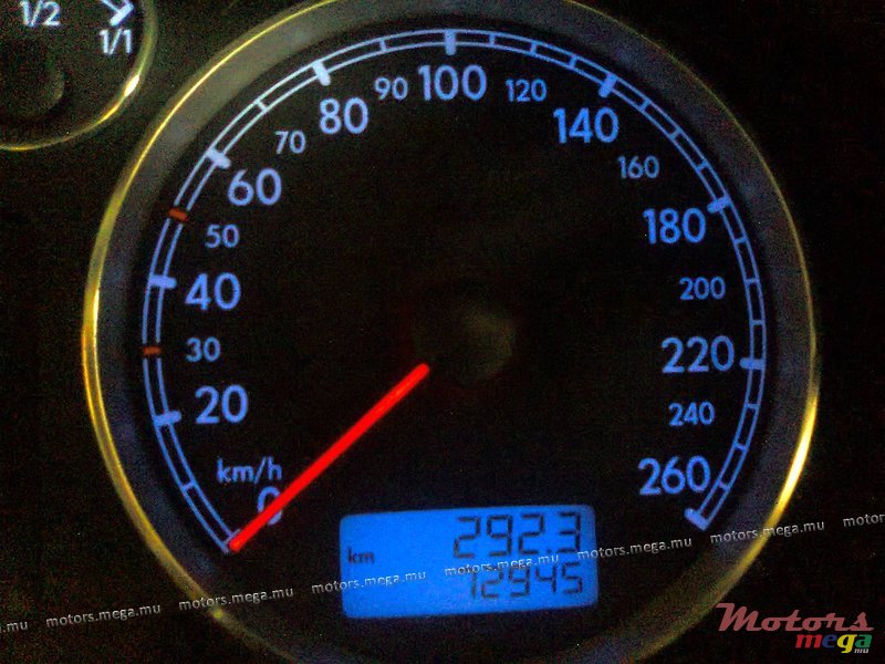 2004' Volkswagen photo #4