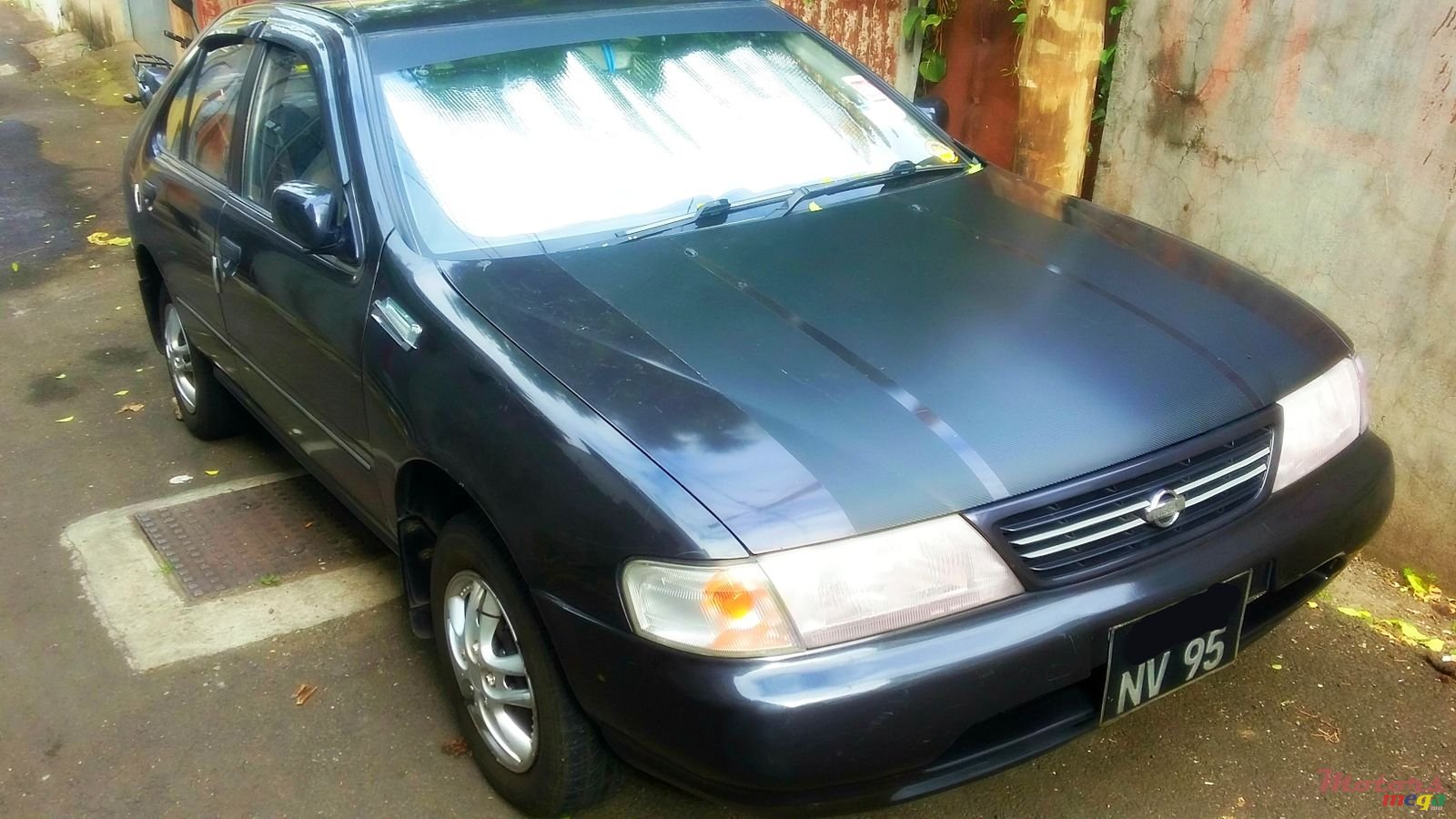 1995' Nissan Sunny photo #1