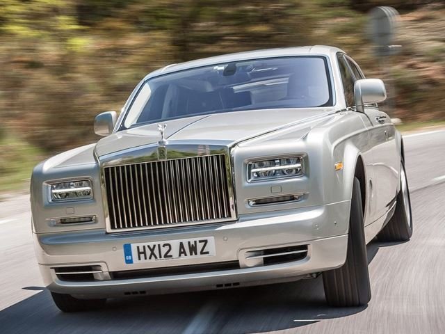 These Are The Top 5 Cars That All Celebrities Seem To Drive