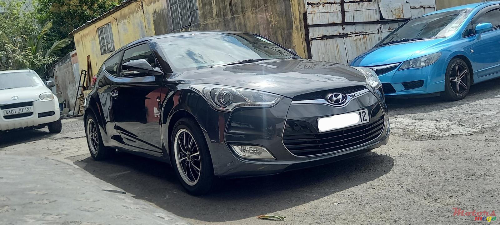 2012' Hyundai Veloster photo #1