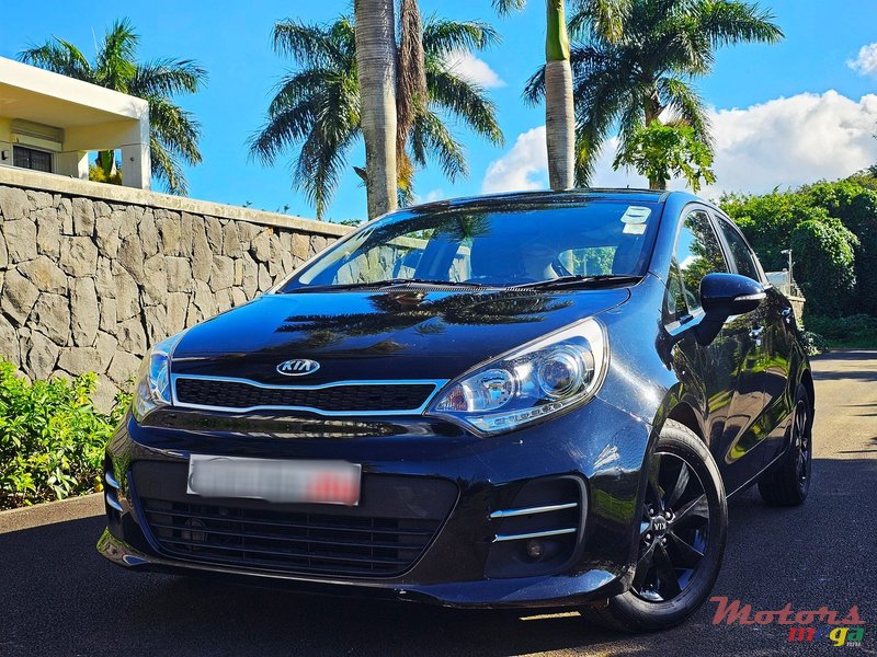 2015' Kia Rio 1.2 Hatchback photo #2