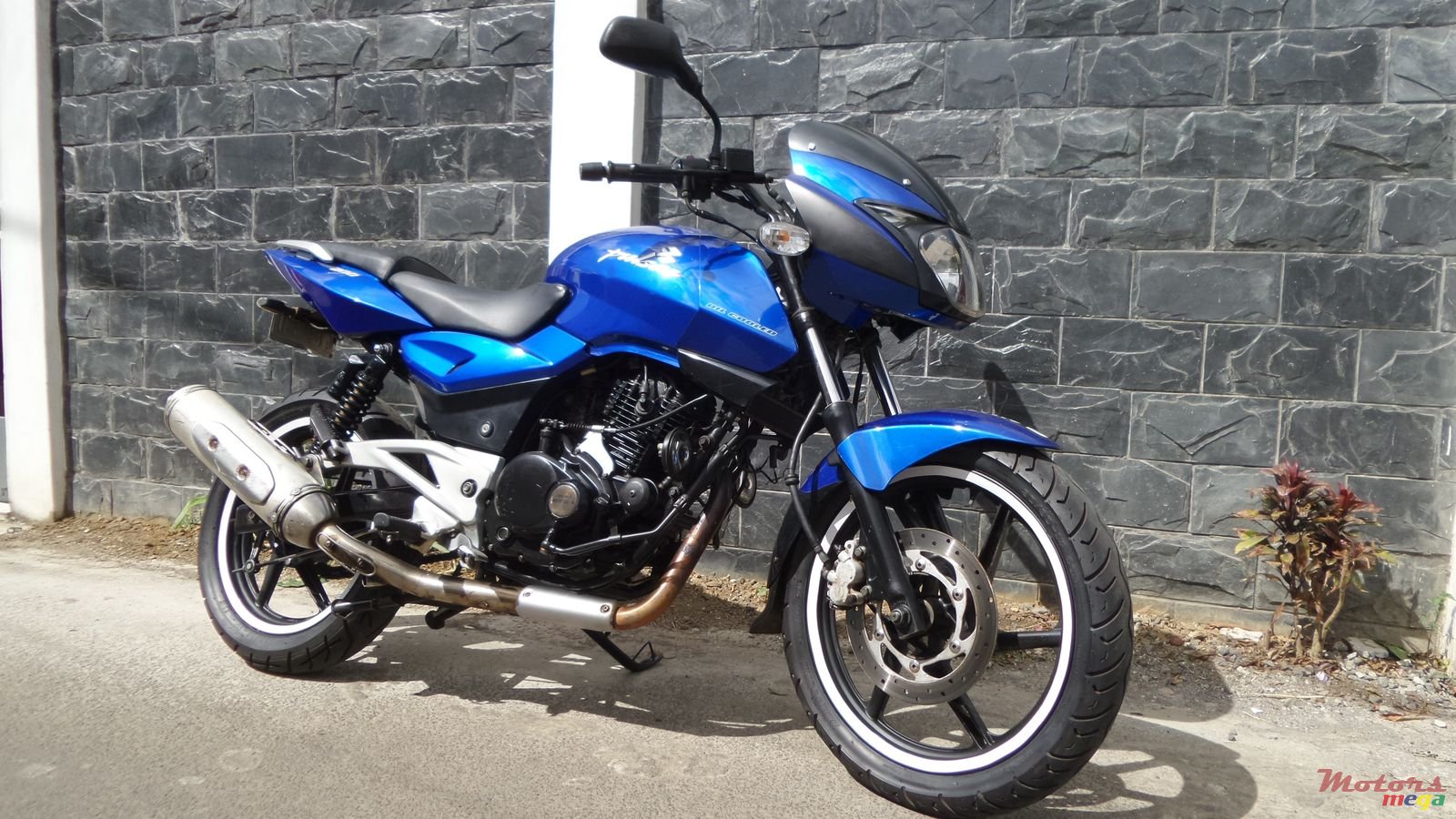 2009' Bajaj DTSI photo #2