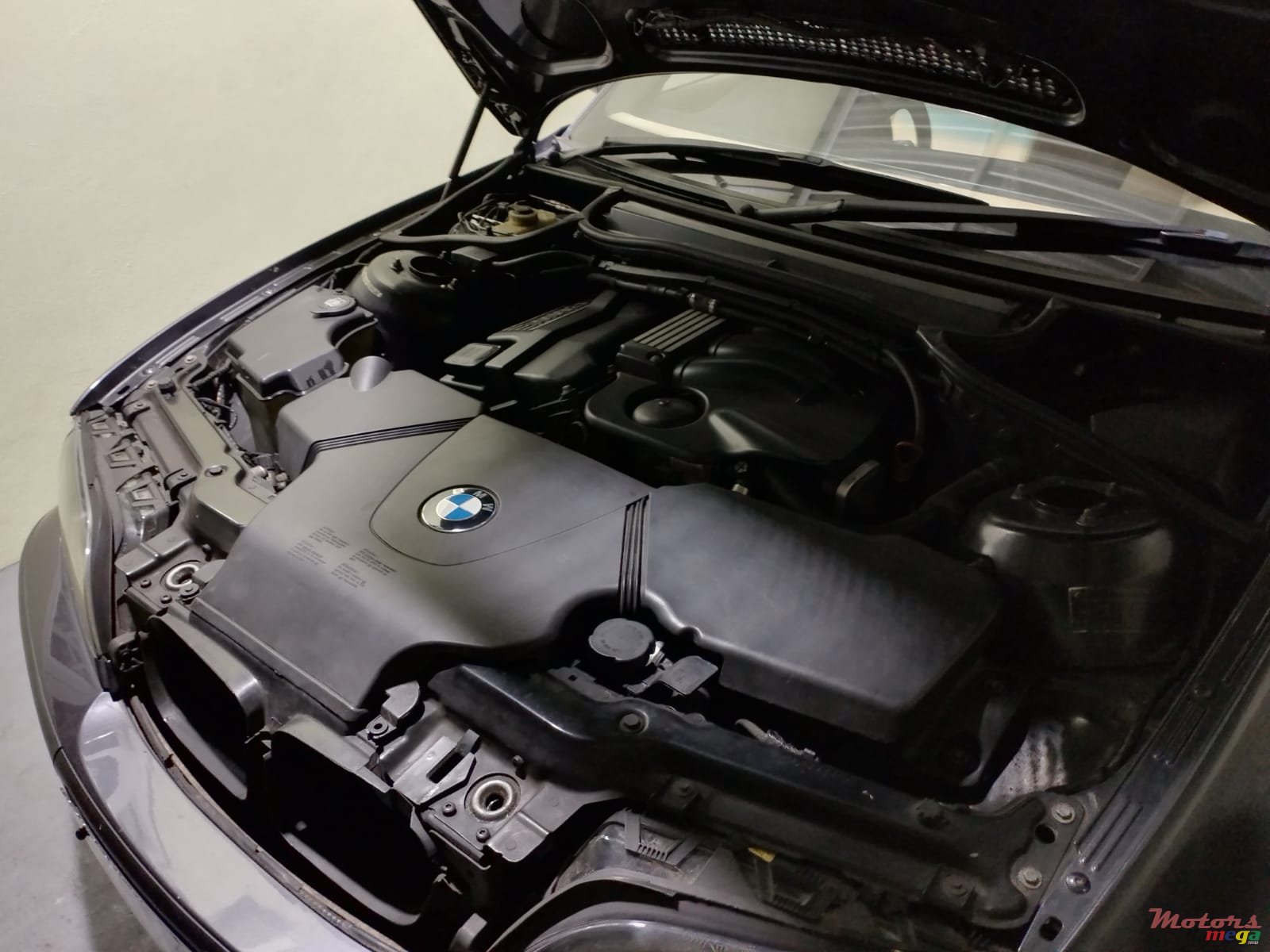 2004' BMW 3 Series E46 2000-2005 photo #5