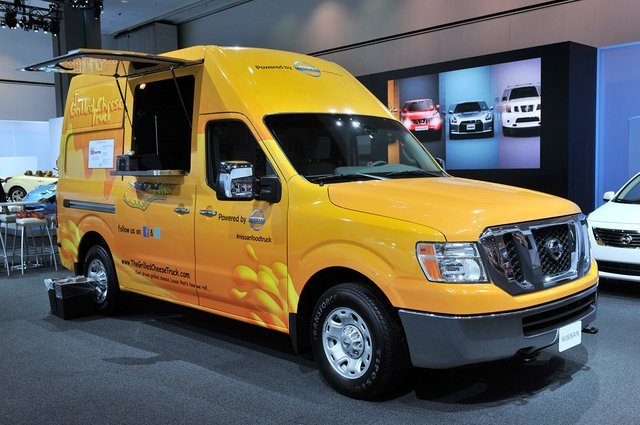 2012 Nissan NV2500 HD Food Trucks Deliver Deliciousness in LA