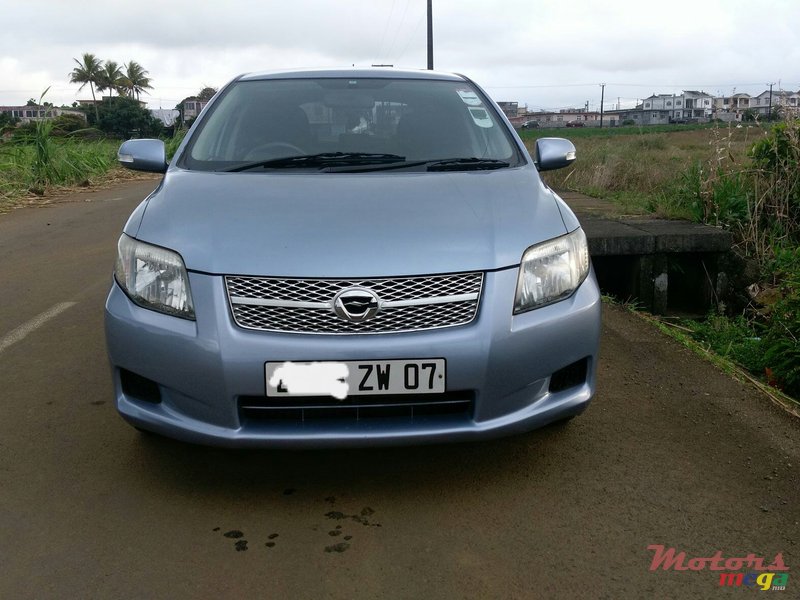 2007' Toyota Fielder photo #1