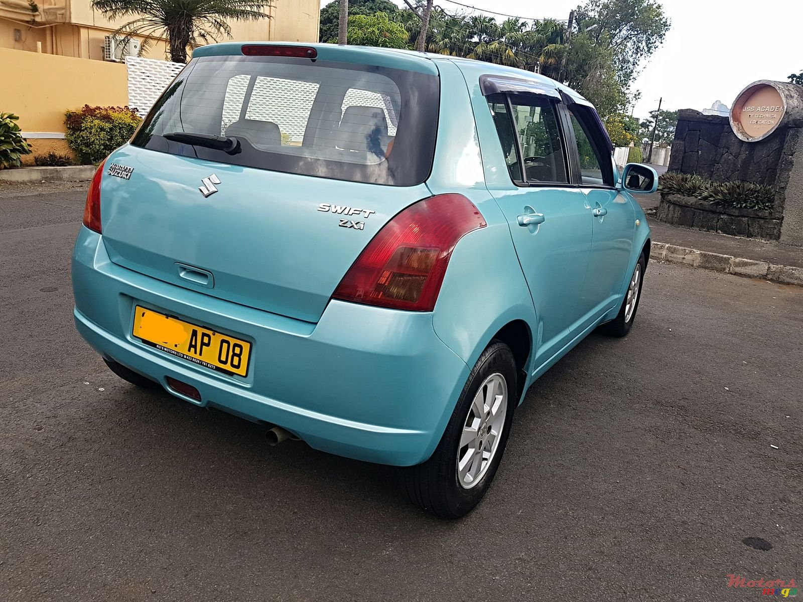 2008' Suzuki Swift photo #4