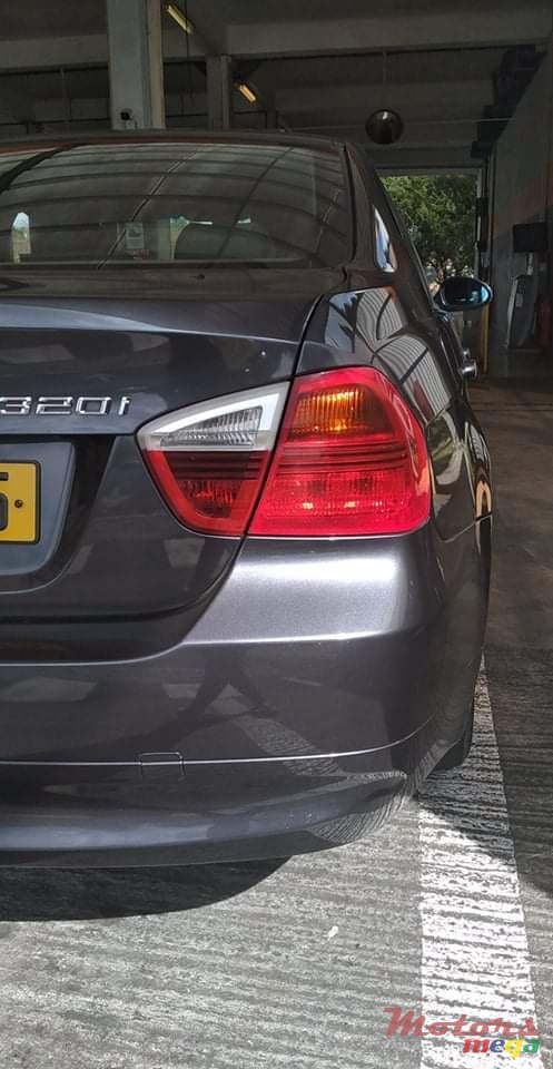 2005' BMW 320 Bmw 320i E90 photo #3