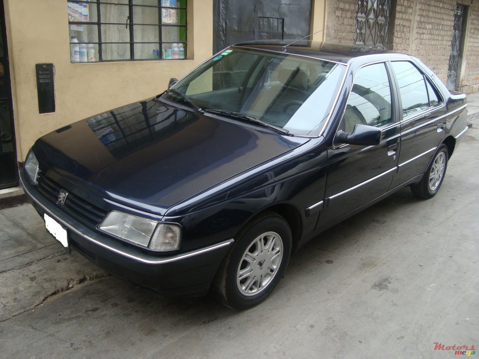 1995' Peugeot 405 original state photo #1