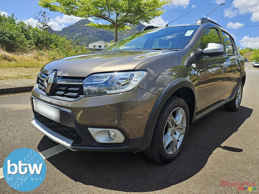 2019' Renault Sandero STEPWAY photo #2