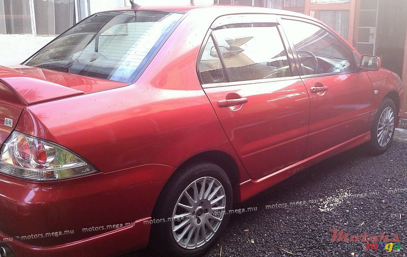 2005' Mitsubishi glx photo #2