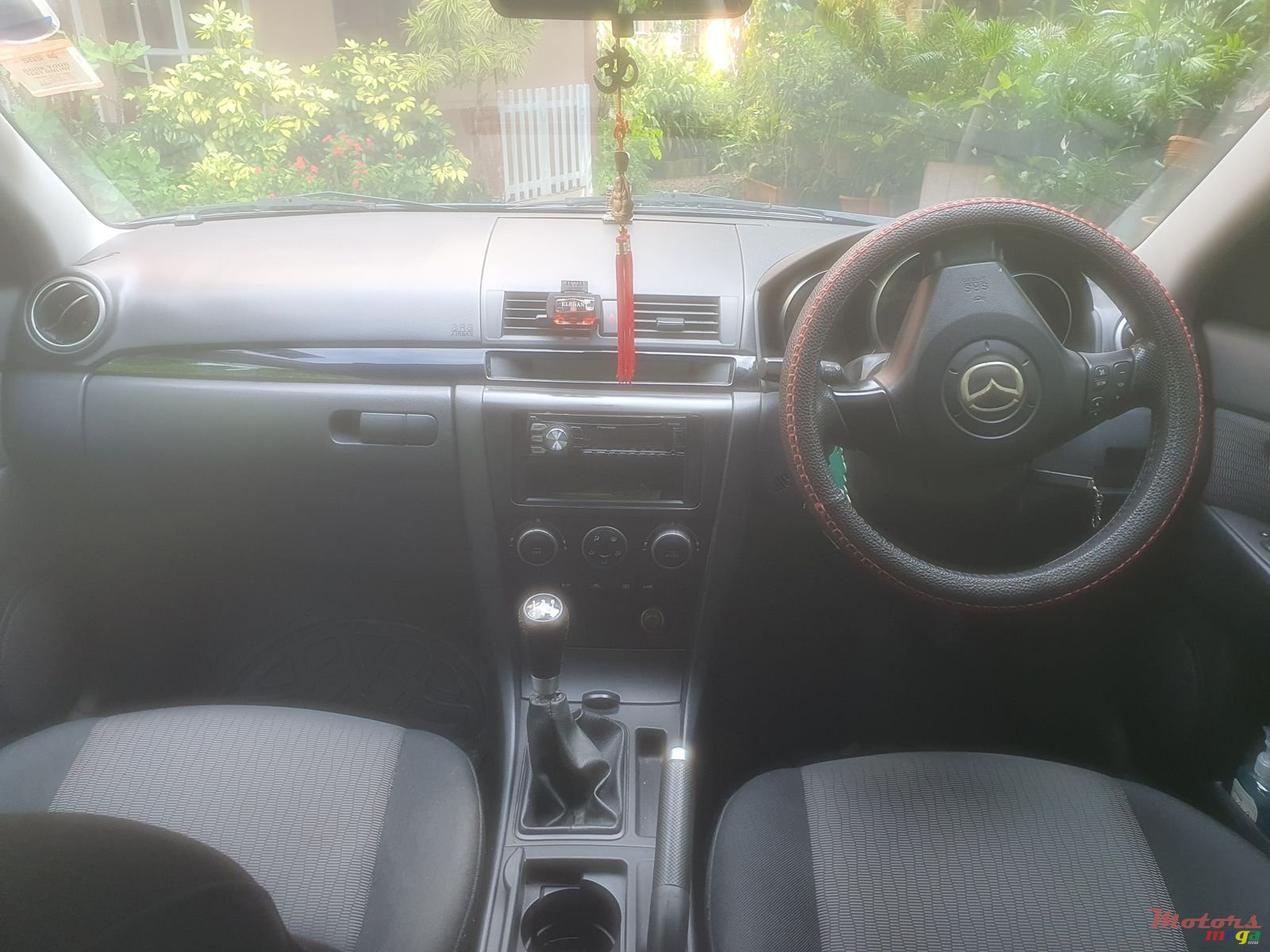 2006' Mazda Axela photo #2