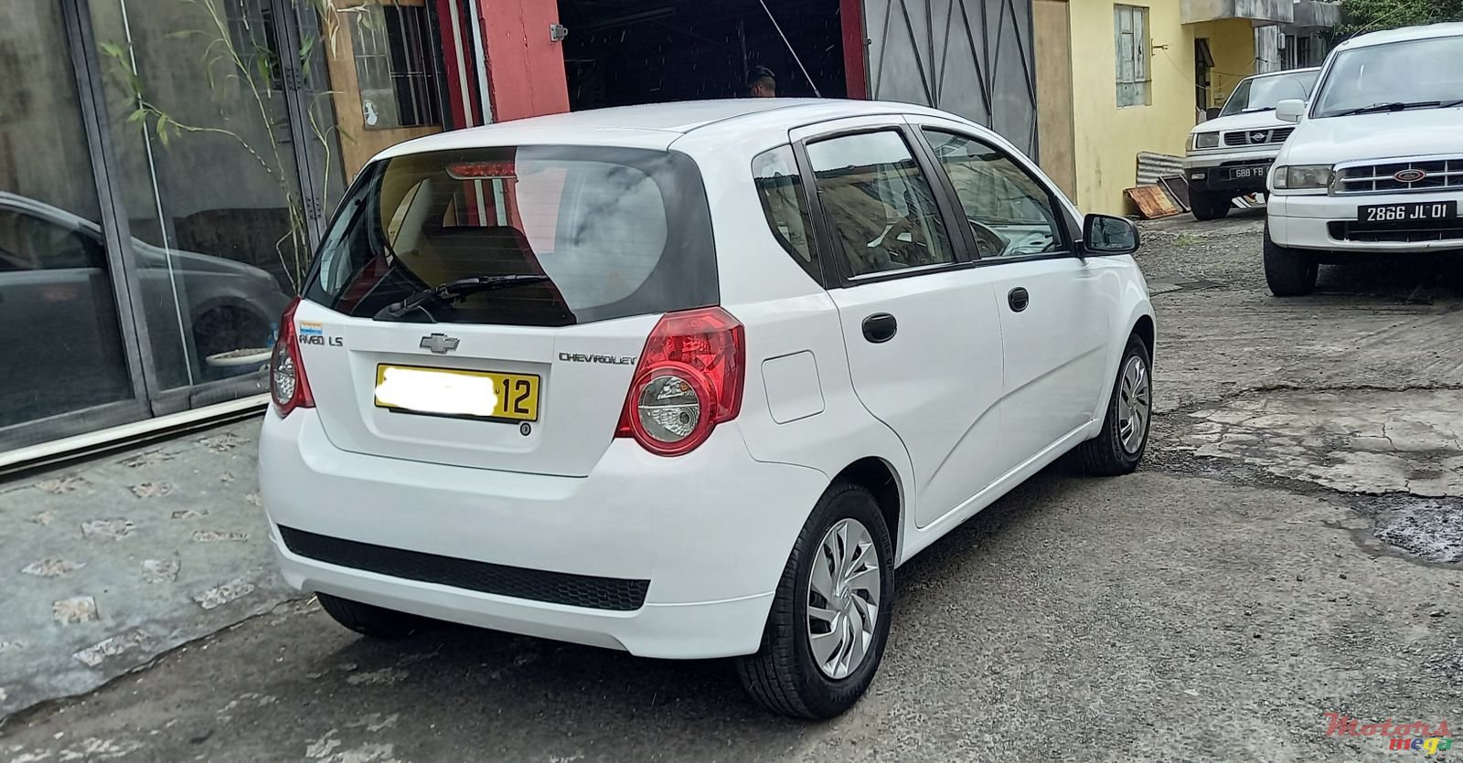 2012' Chevrolet Aveo photo #5