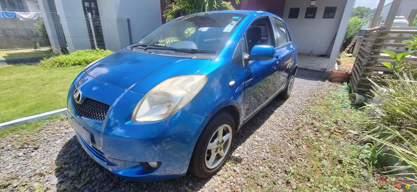 2007' Toyota Yaris photo #1