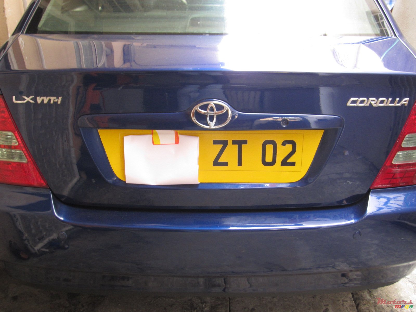 2002' Toyota Corolla NZE photo #1