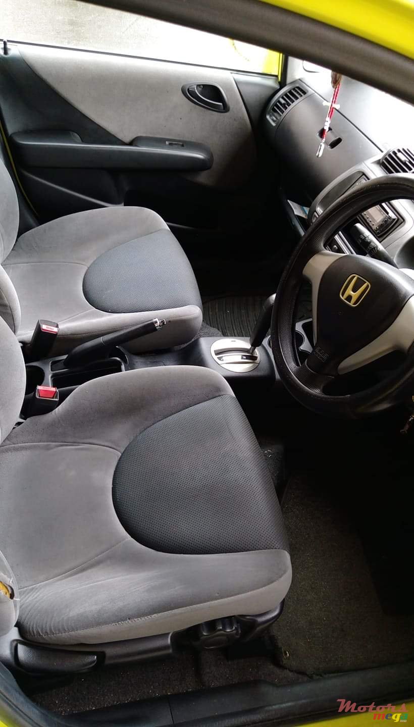 2005' Honda Fit photo #5