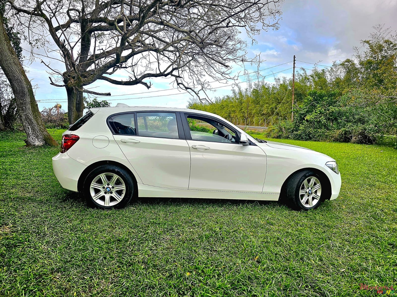 2015' BMW 116 photo #5