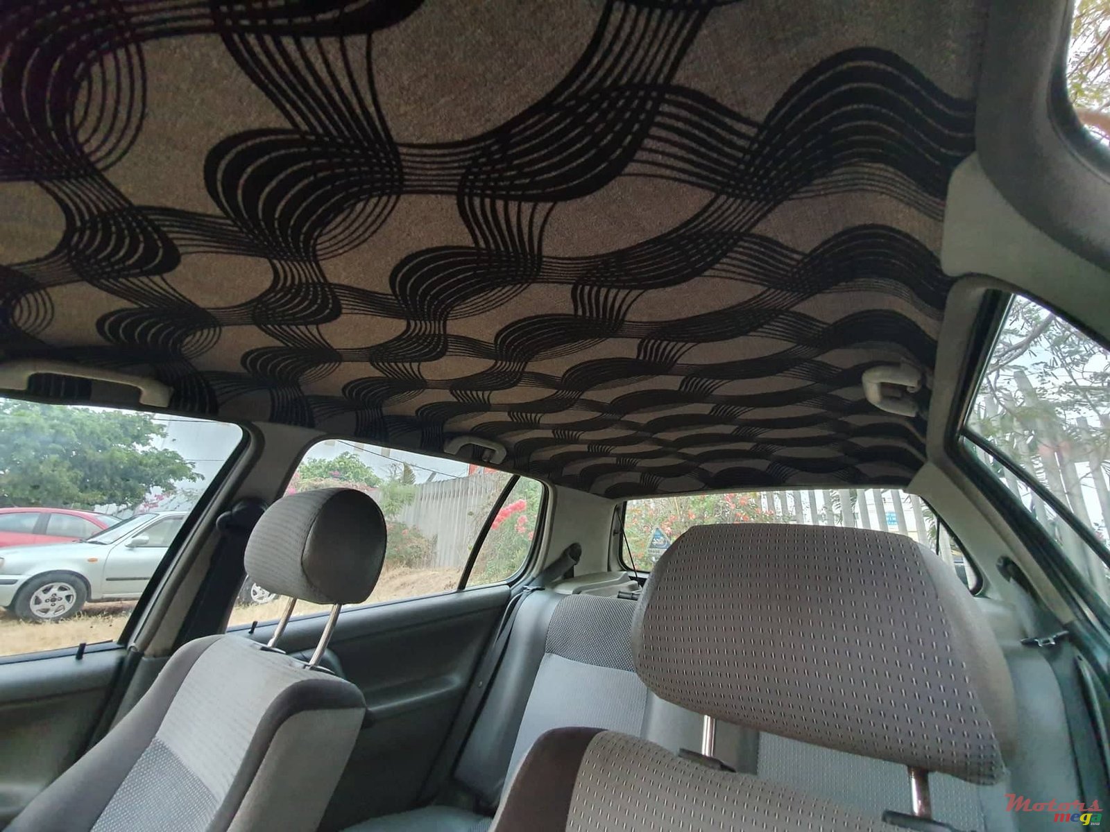 1999' Volkswagen Polo photo #4