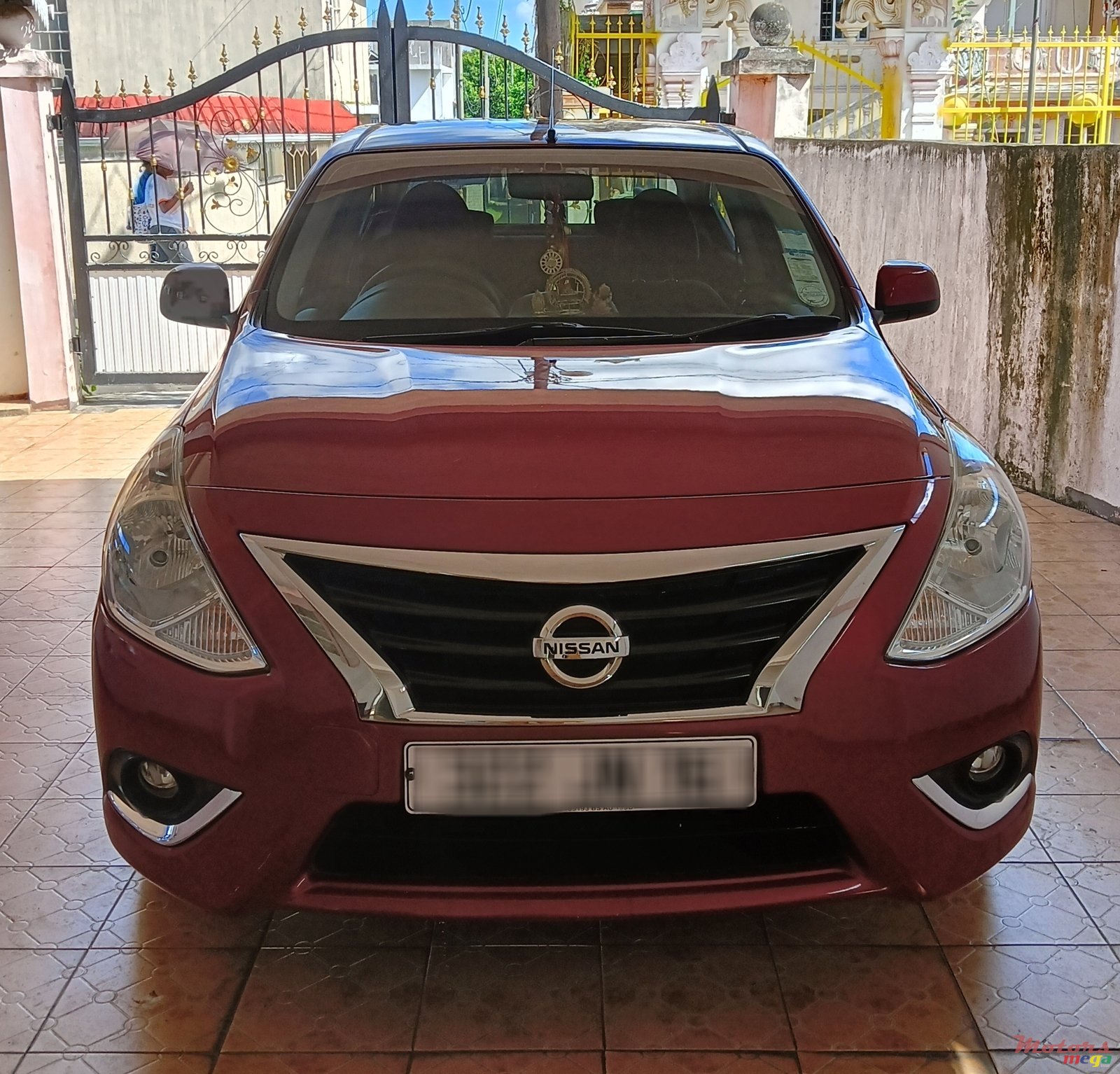 2016' Nissan Almera photo #1