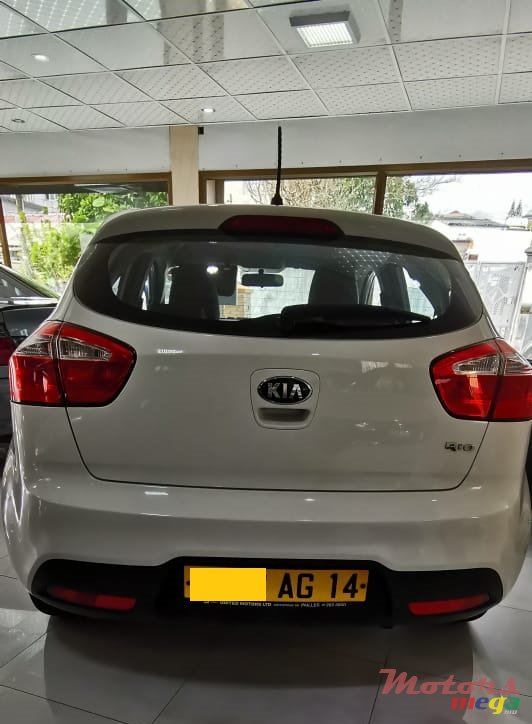 2014' Kia Rio5 photo #6