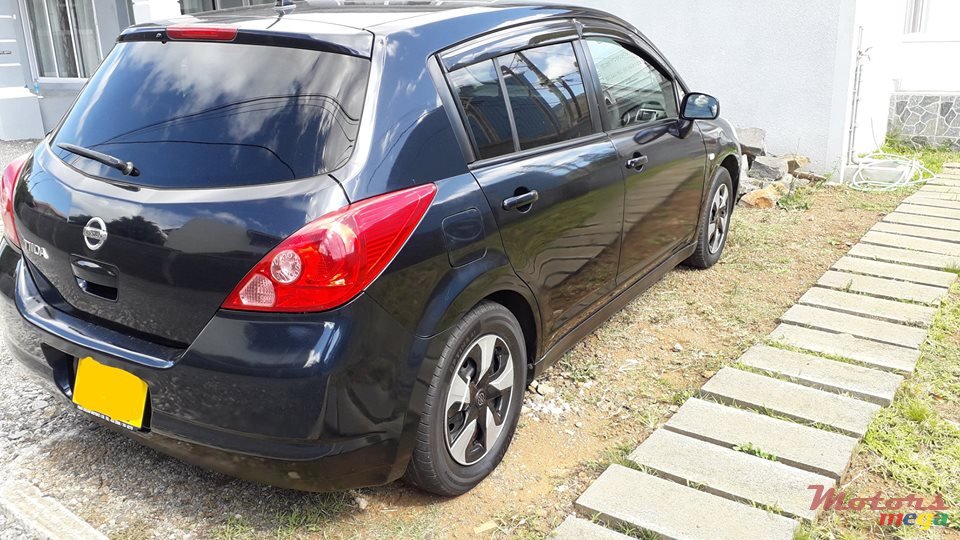 2006' Nissan Tiida photo #3