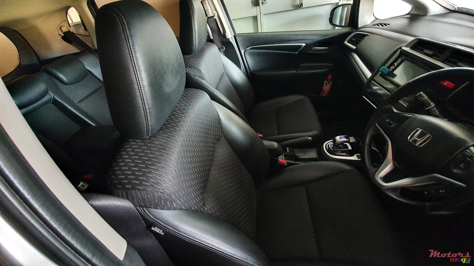 2015' Honda Fit photo #5