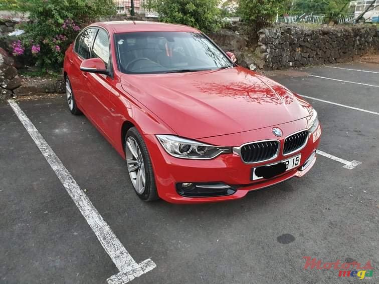 2015' BMW 3 Series Sedan photo #1