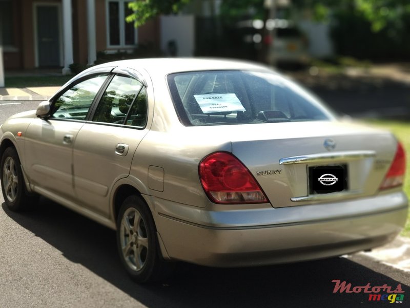 2004' Nissan Sunny photo #5