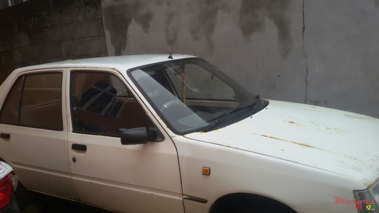 1990' Peugeot 205 photo #3