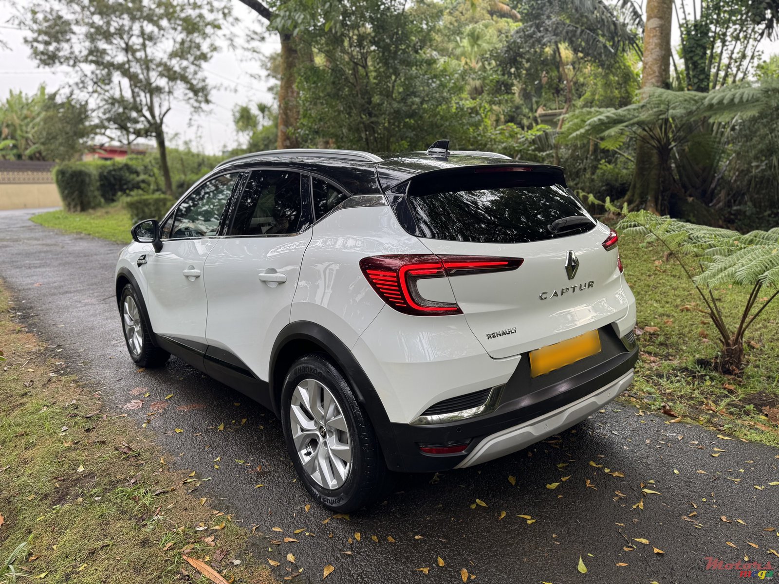 2022' Renault Captur photo #4