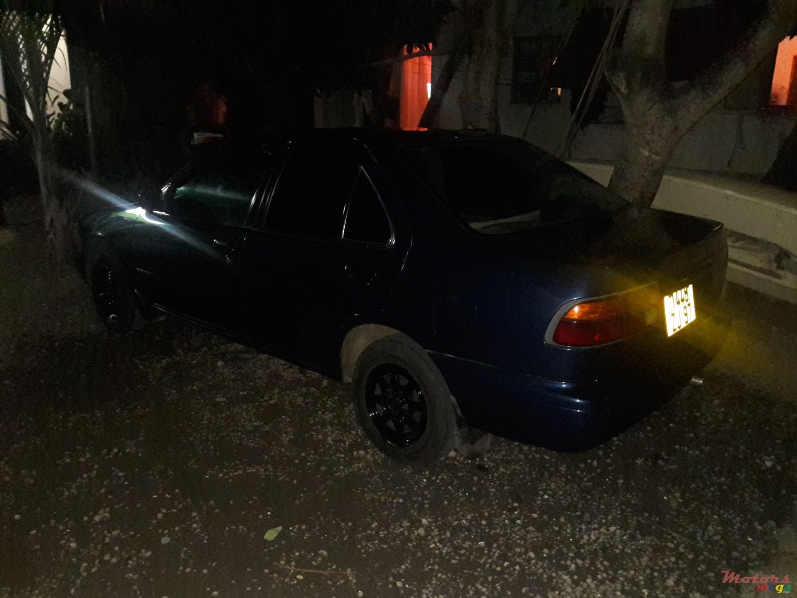 1997' Nissan photo #2