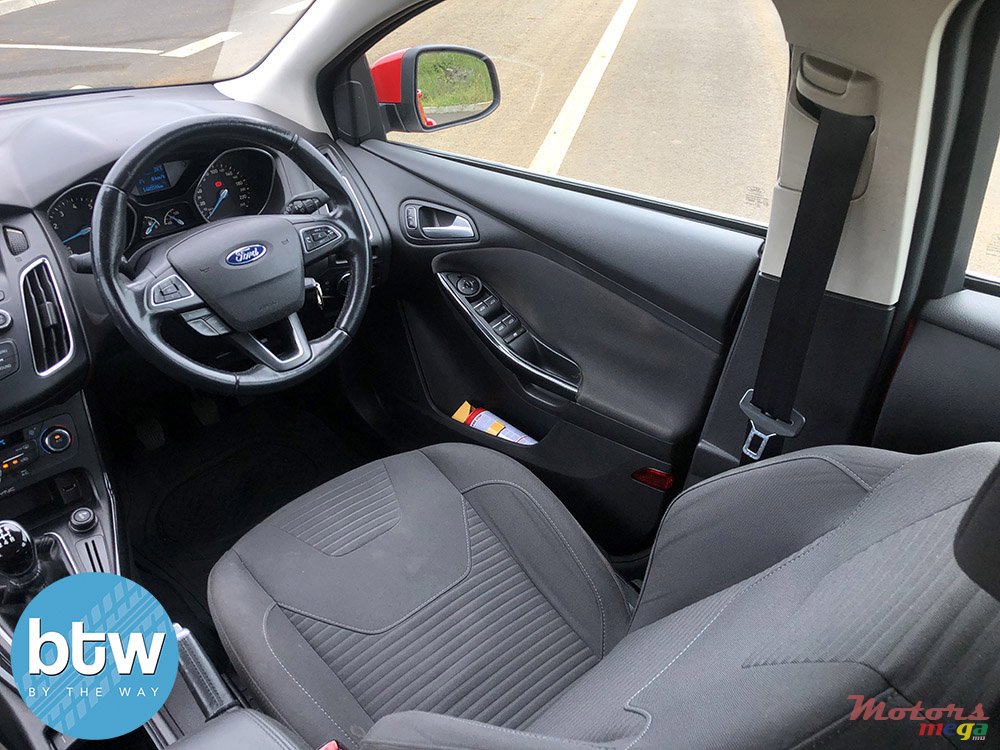 2016' Ford Focus TITANIUM photo #6